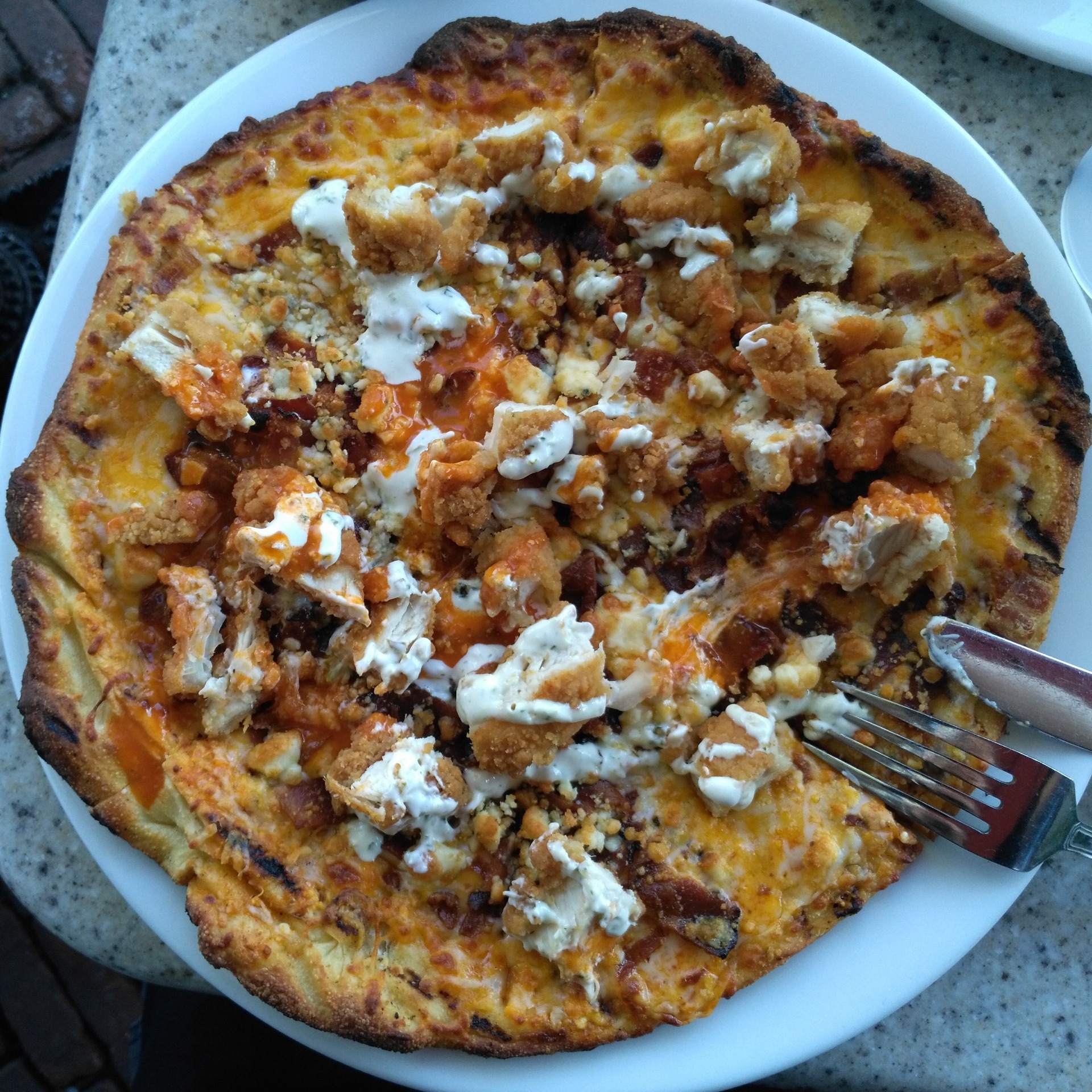 buffalo wings pizza :-O